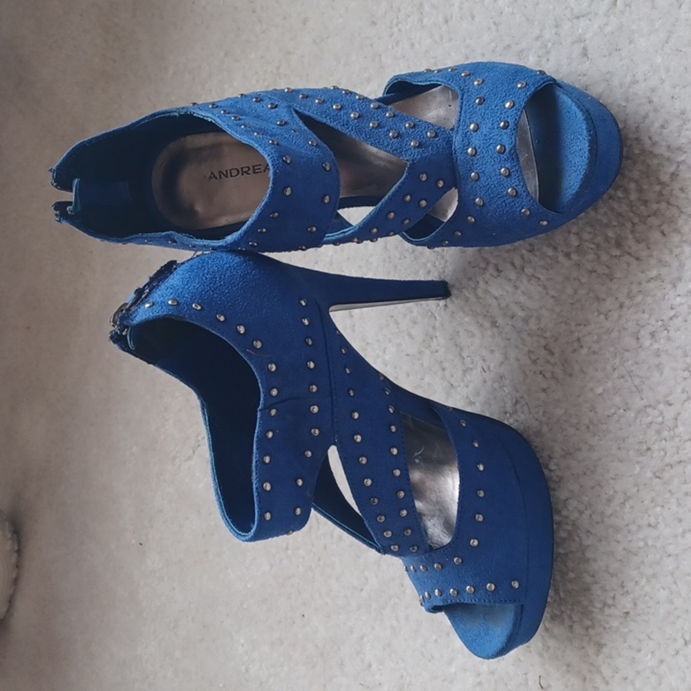 Andrea heels - Picture 3 of 4